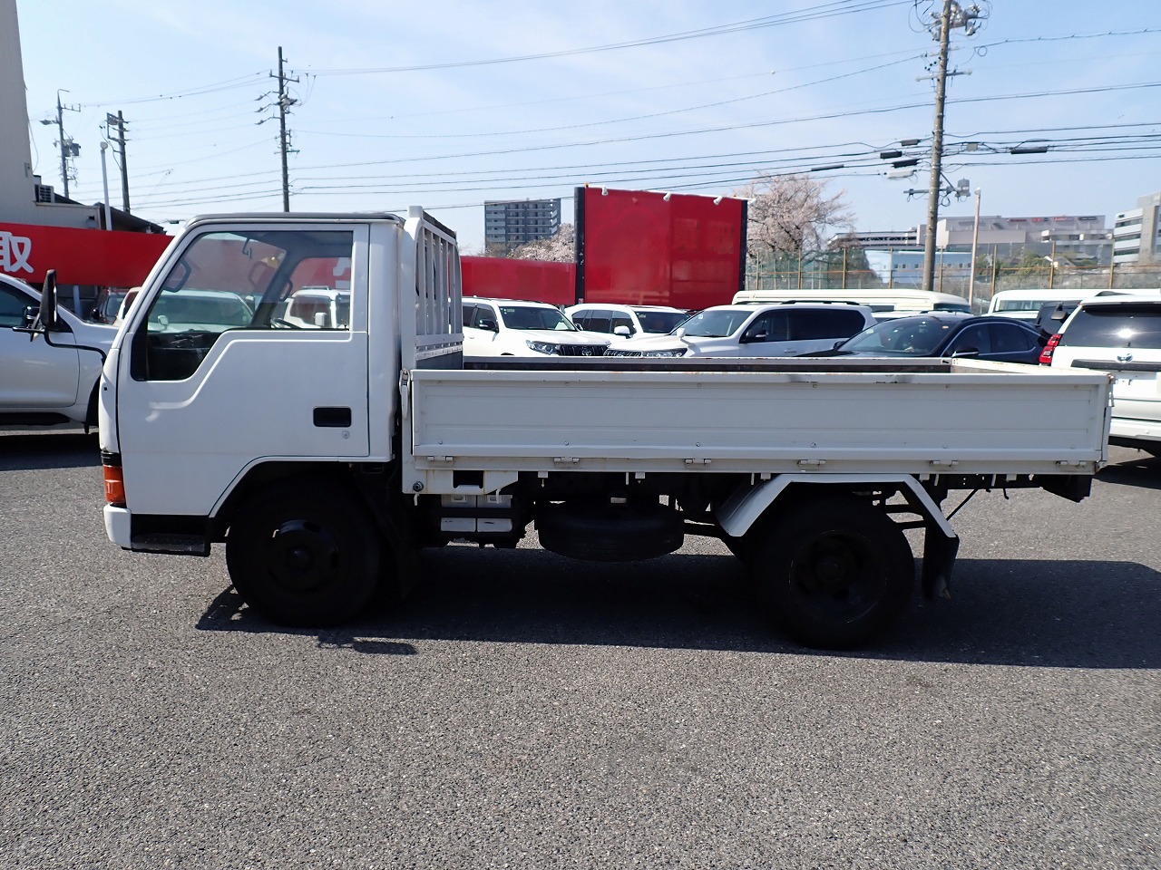 MITSUBISHI Canter