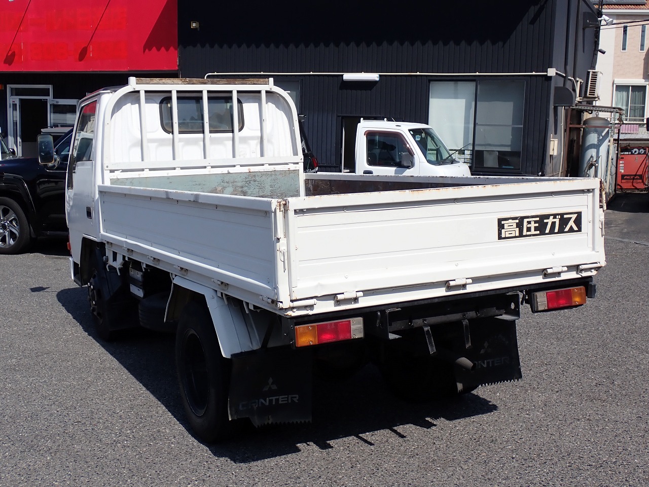 MITSUBISHI Canter
