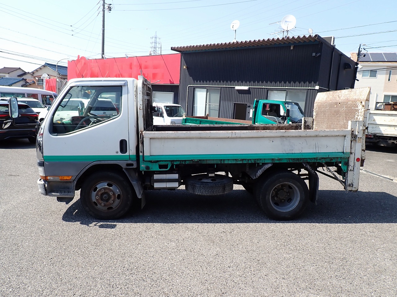 MITSUBISHI Canter