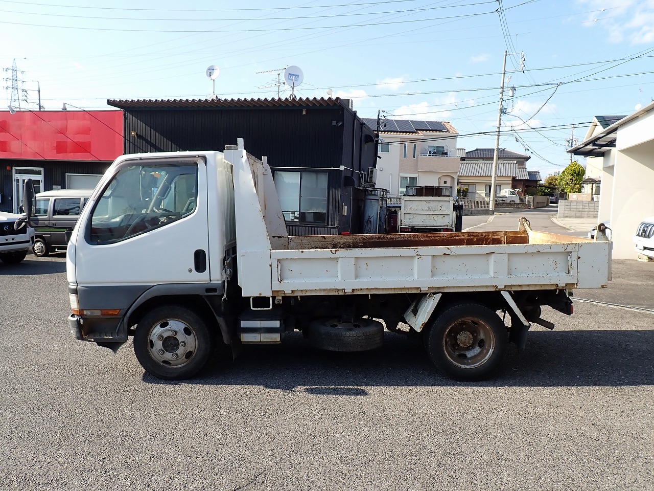 MITSUBISHI Canter