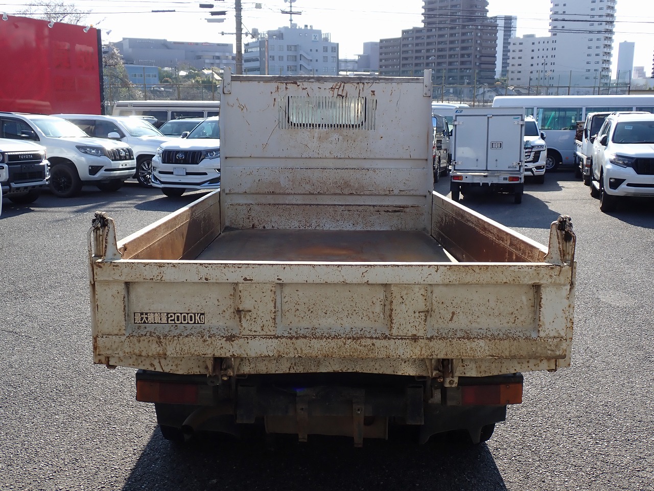 MITSUBISHI Canter