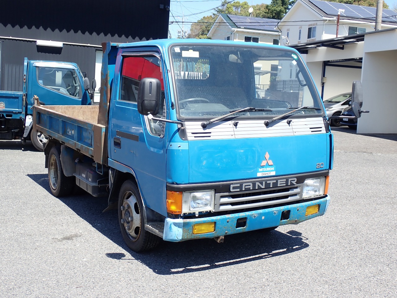 MITSUBISHI Canter