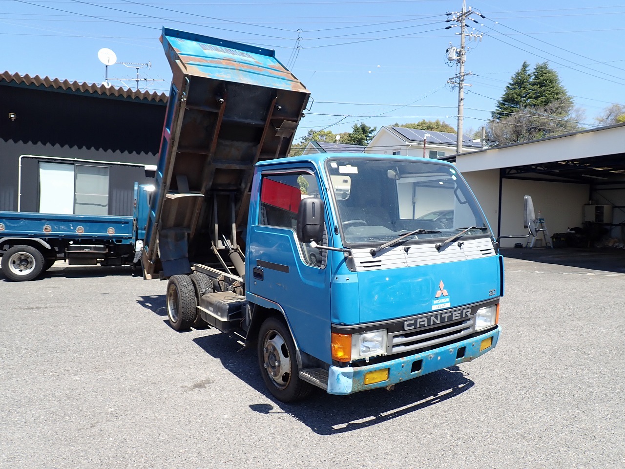 MITSUBISHI Canter