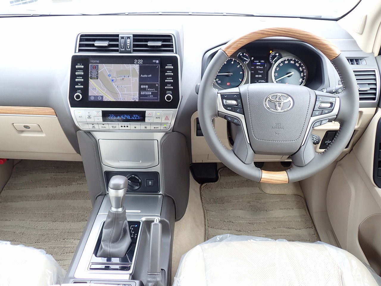 TOYOTA Land Cruiser Prado