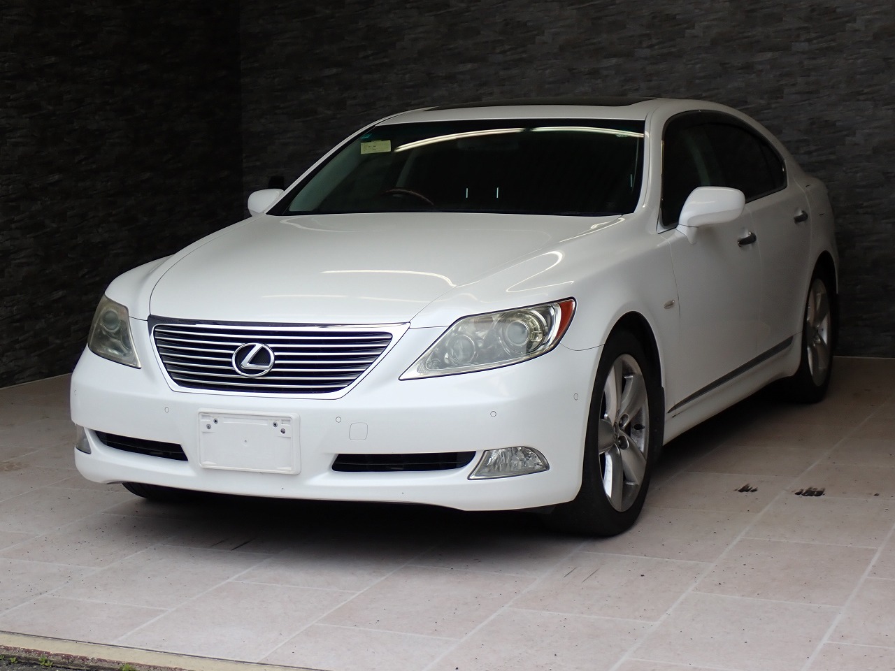 LEXUS LS