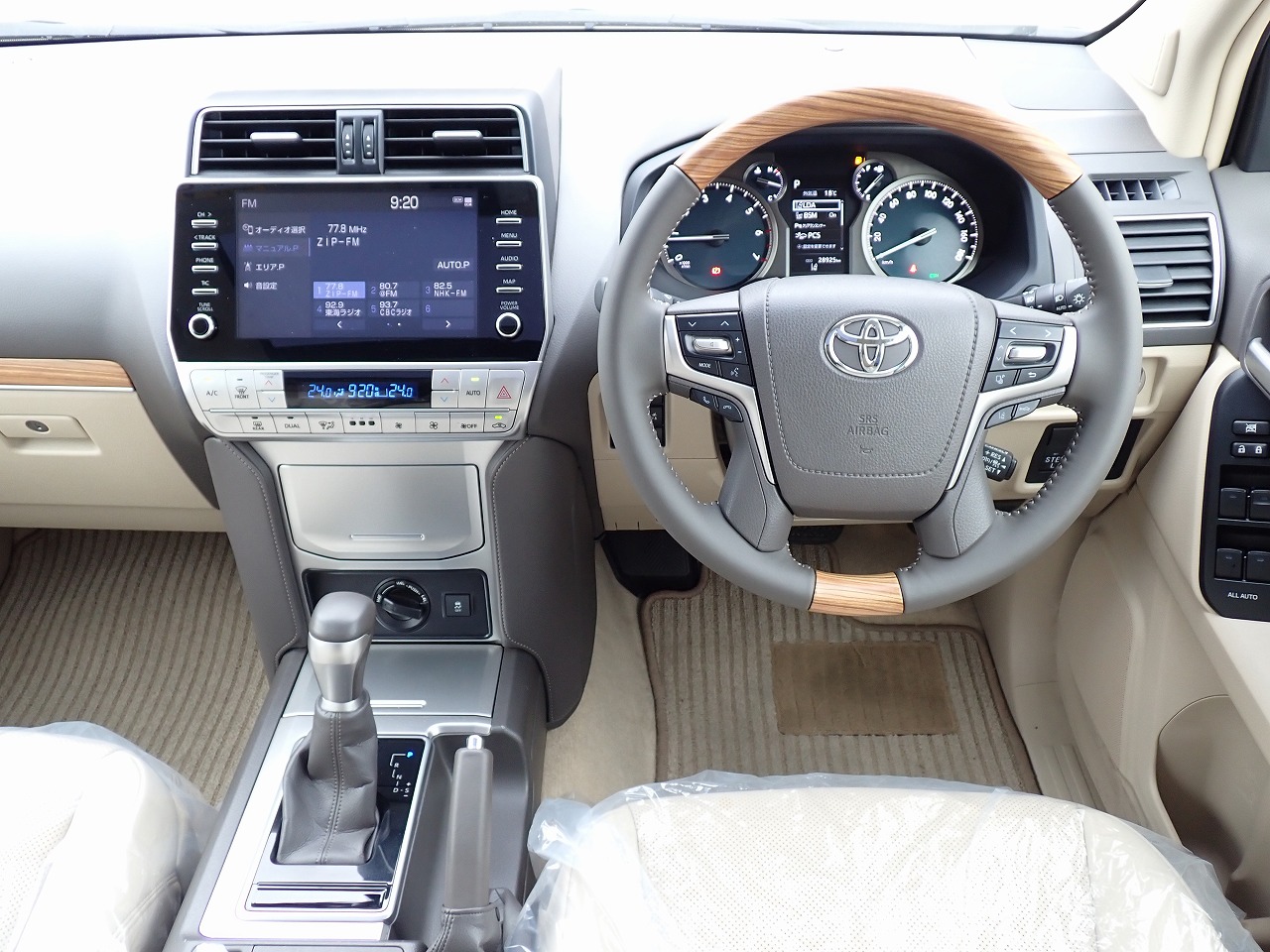 TOYOTA Land Cruiser Prado