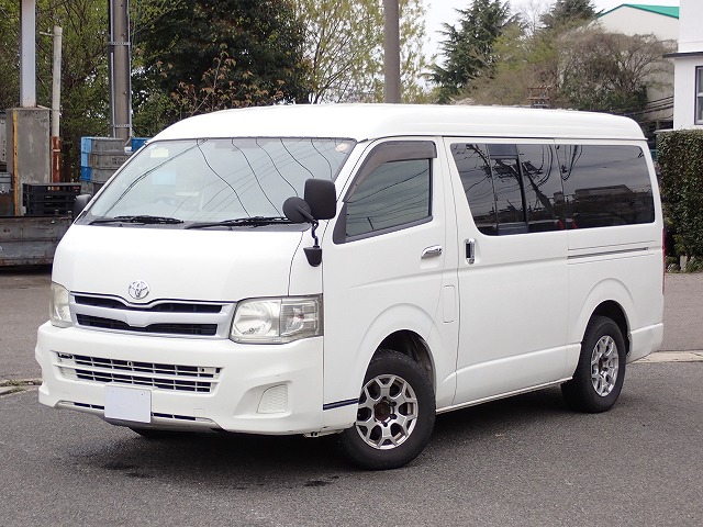 TOYOTA Hiace Wagon