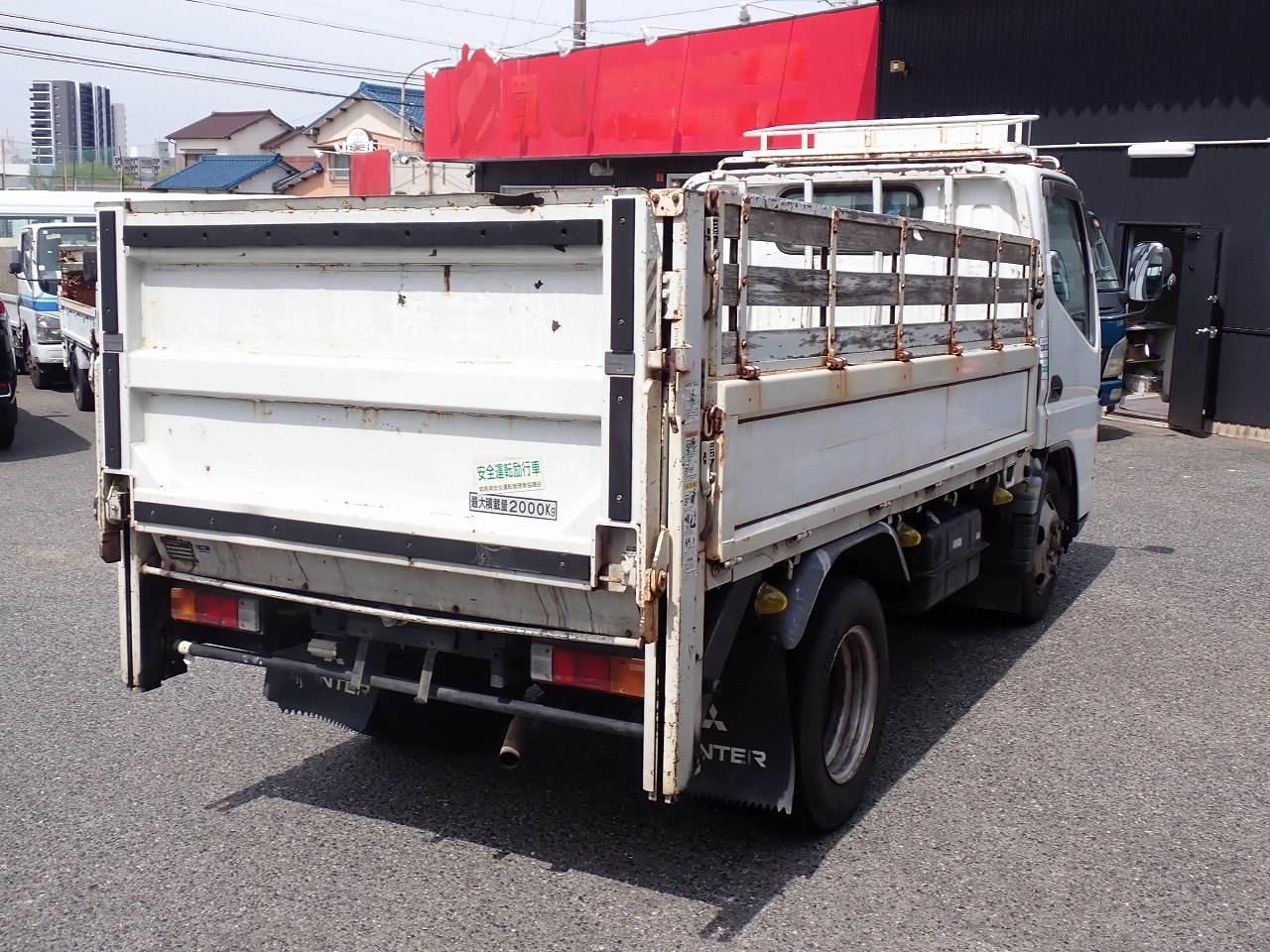 MITSUBISHI Canter