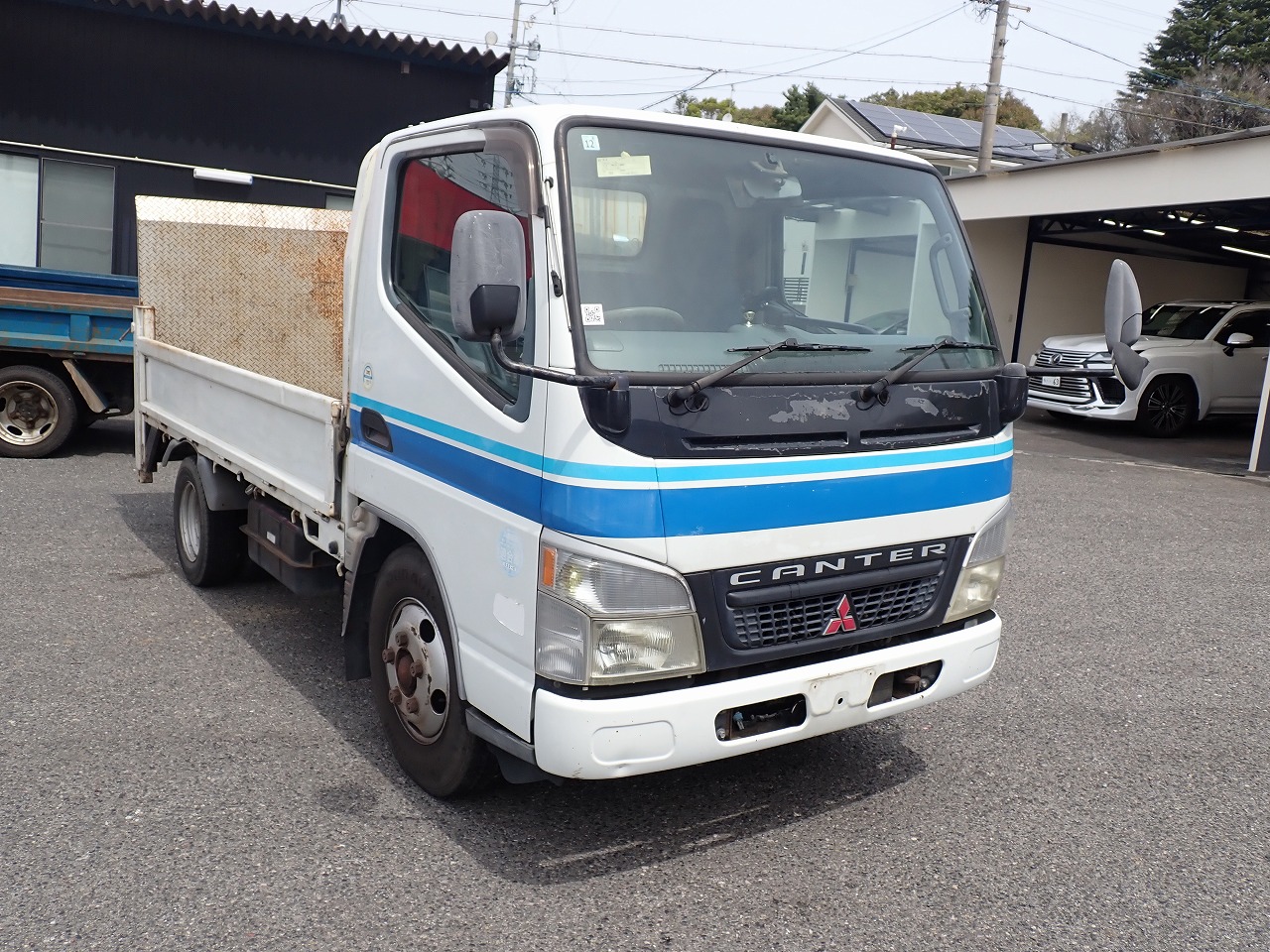 MITSUBISHI Canter