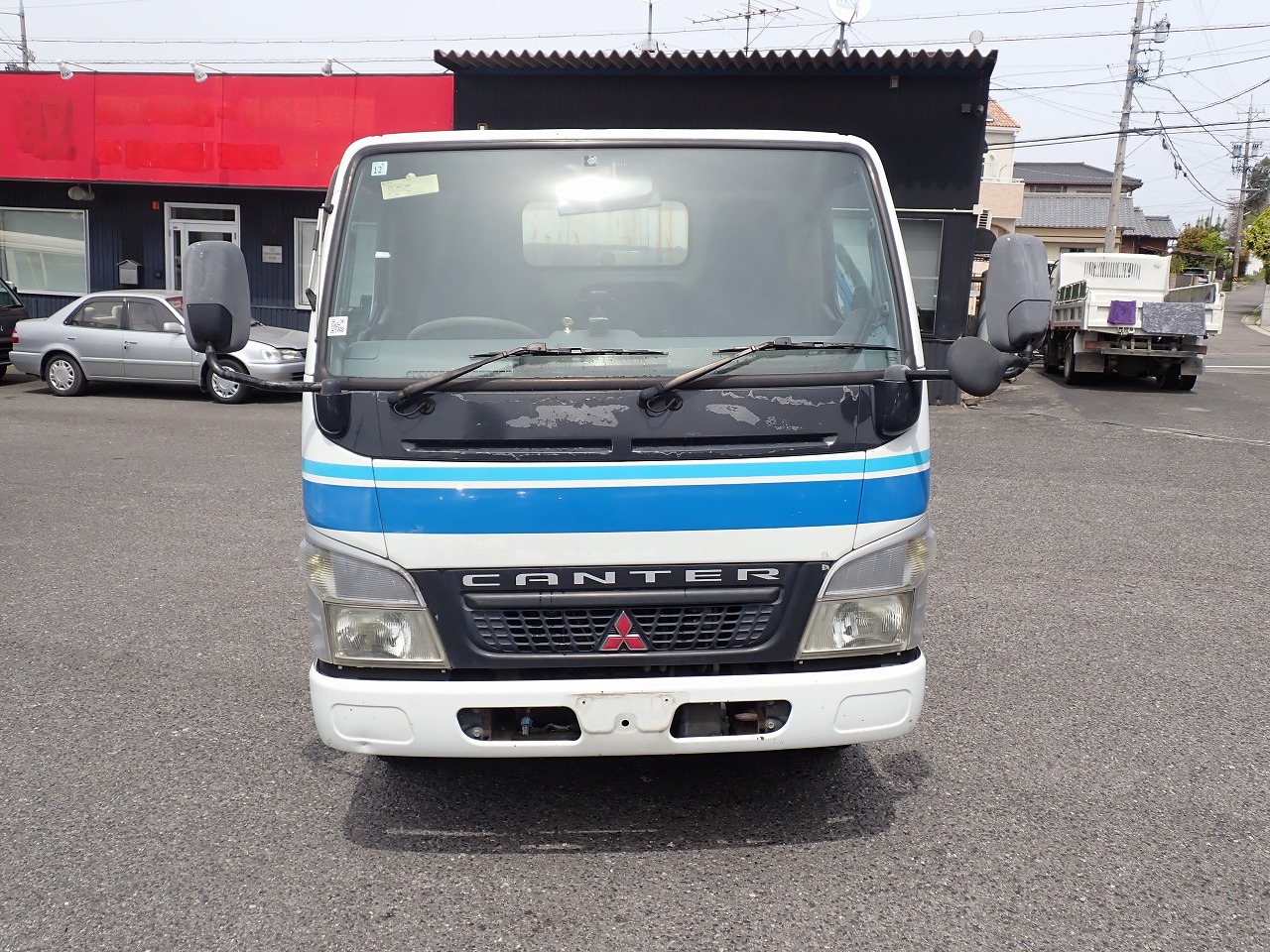 MITSUBISHI Canter