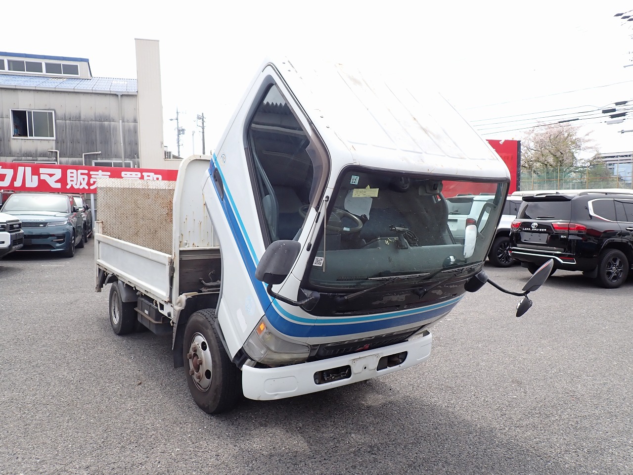 MITSUBISHI Canter