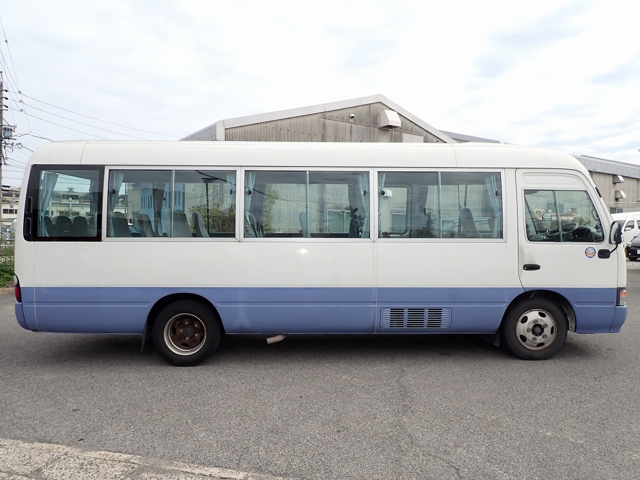 TOYOTA Coaster