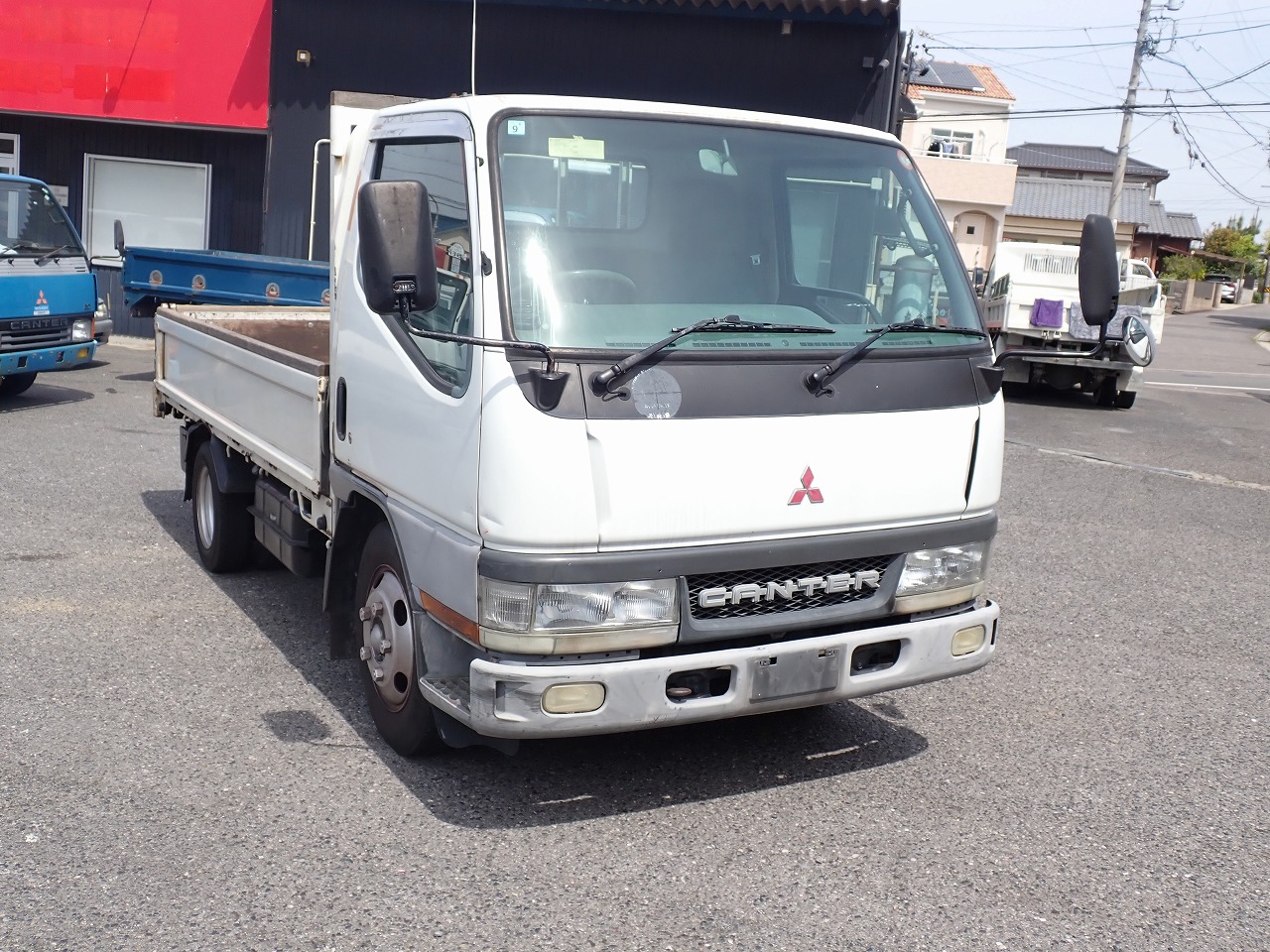 MITSUBISHI Canter
