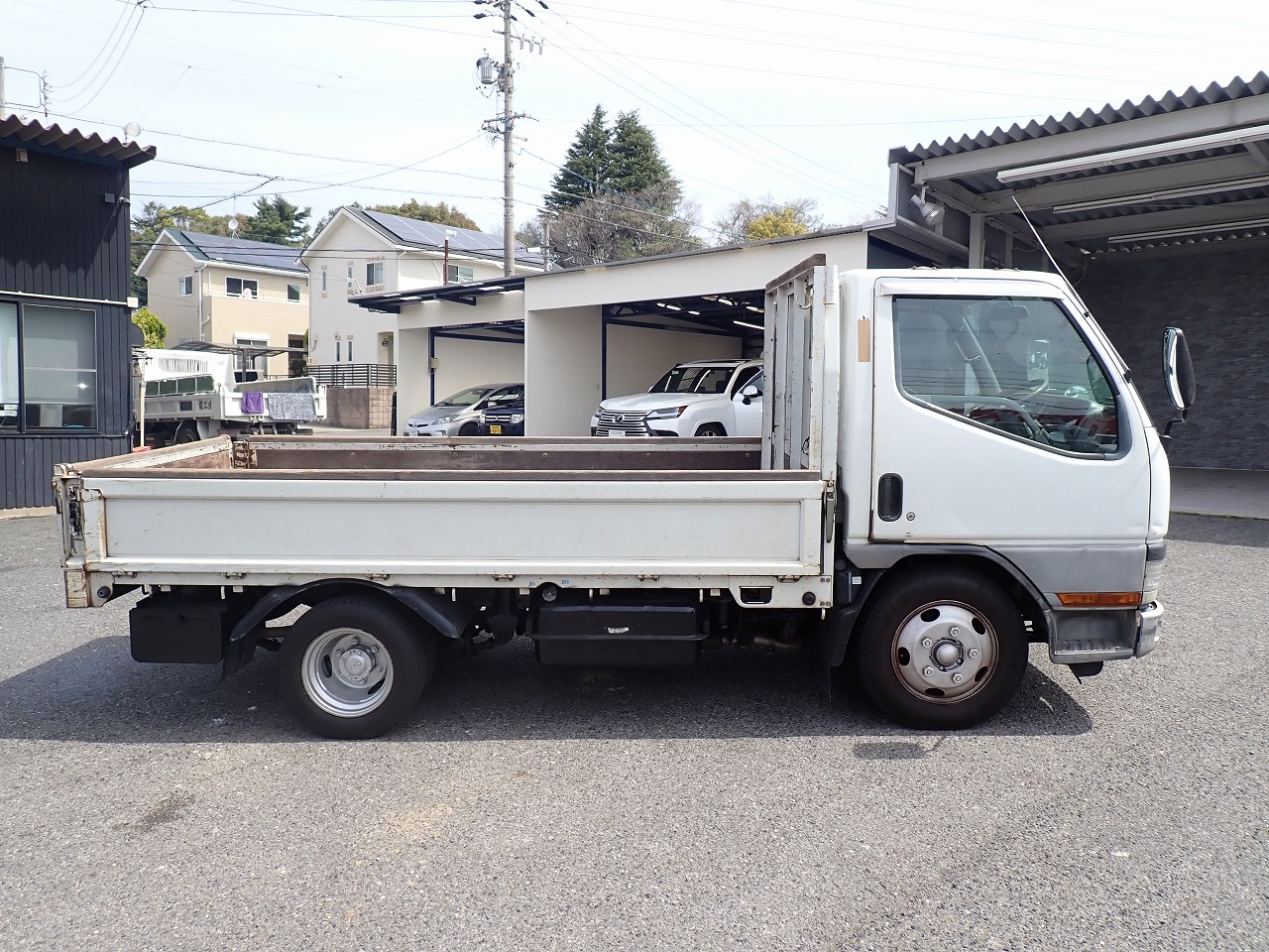 MITSUBISHI Canter