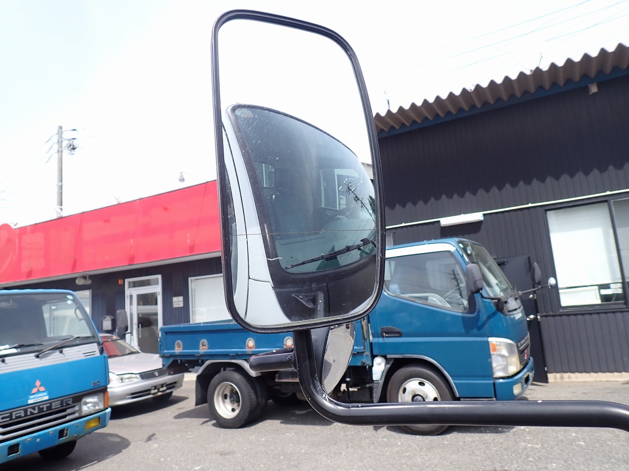 MITSUBISHI Canter