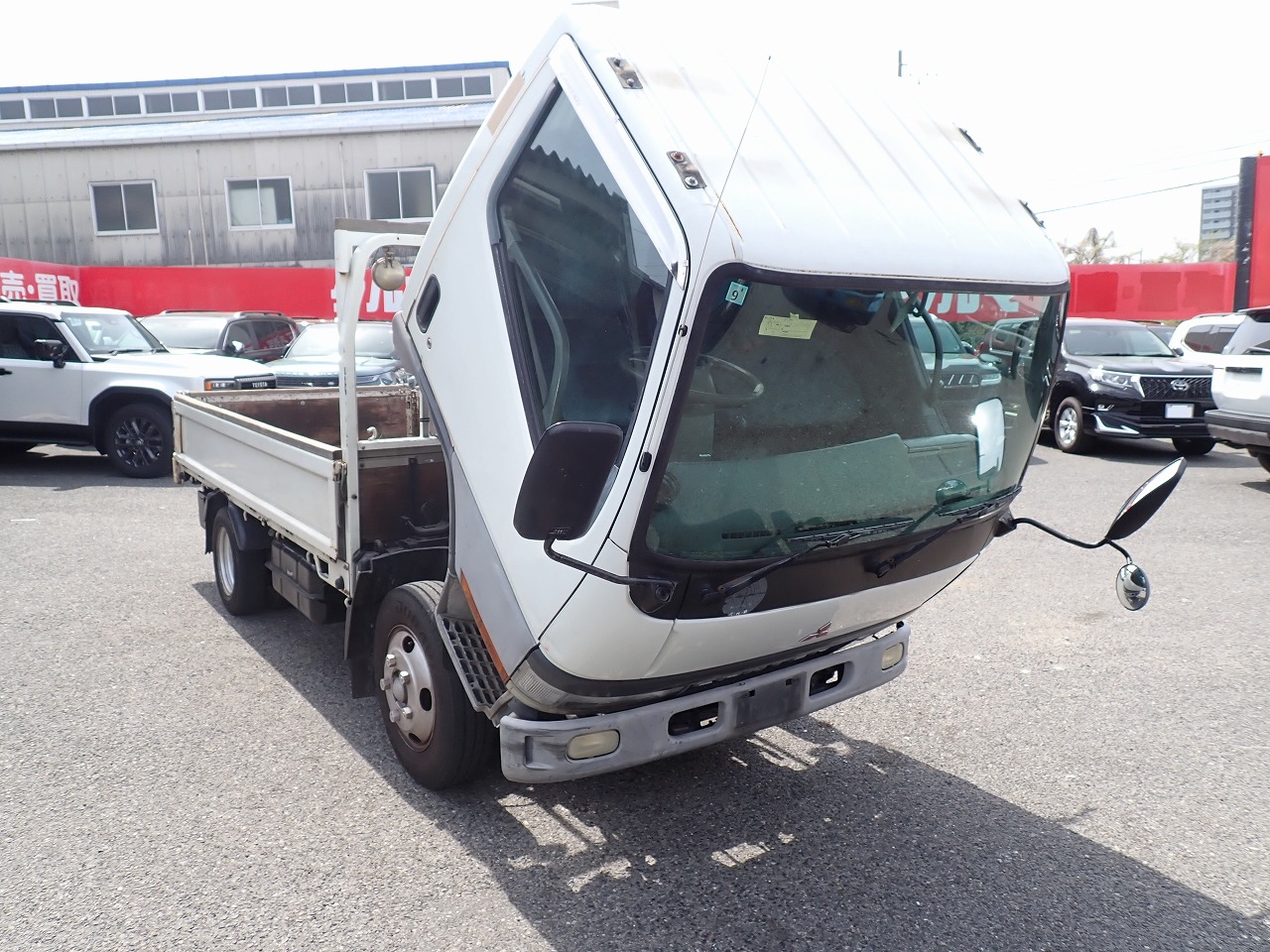 MITSUBISHI Canter