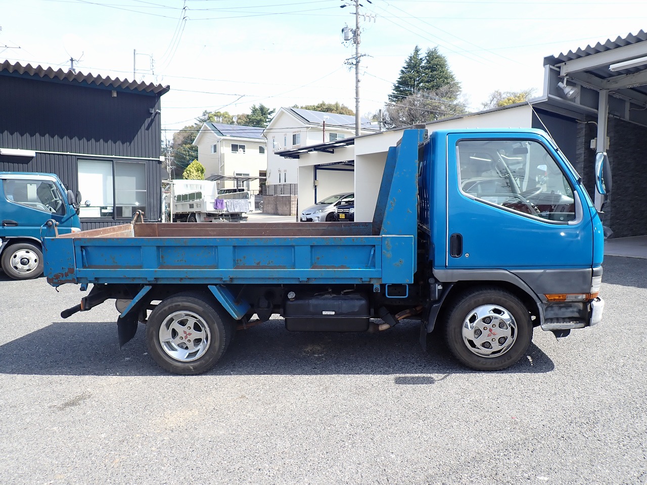 MITSUBISHI Canter