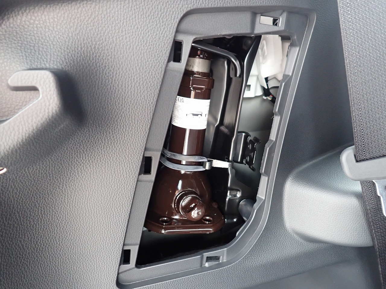 TOYOTA Land Cruiser 250