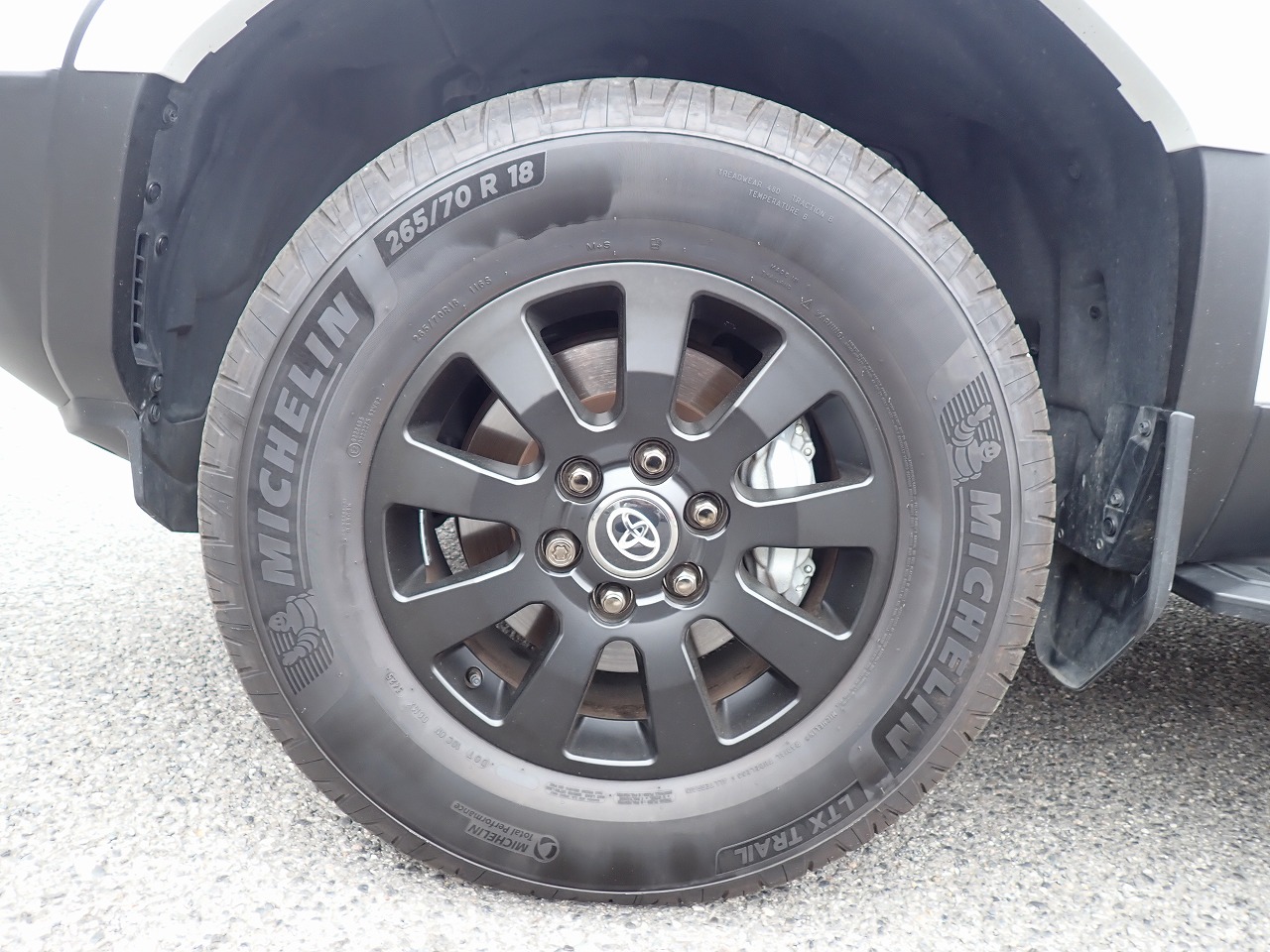 TOYOTA Land Cruiser 250