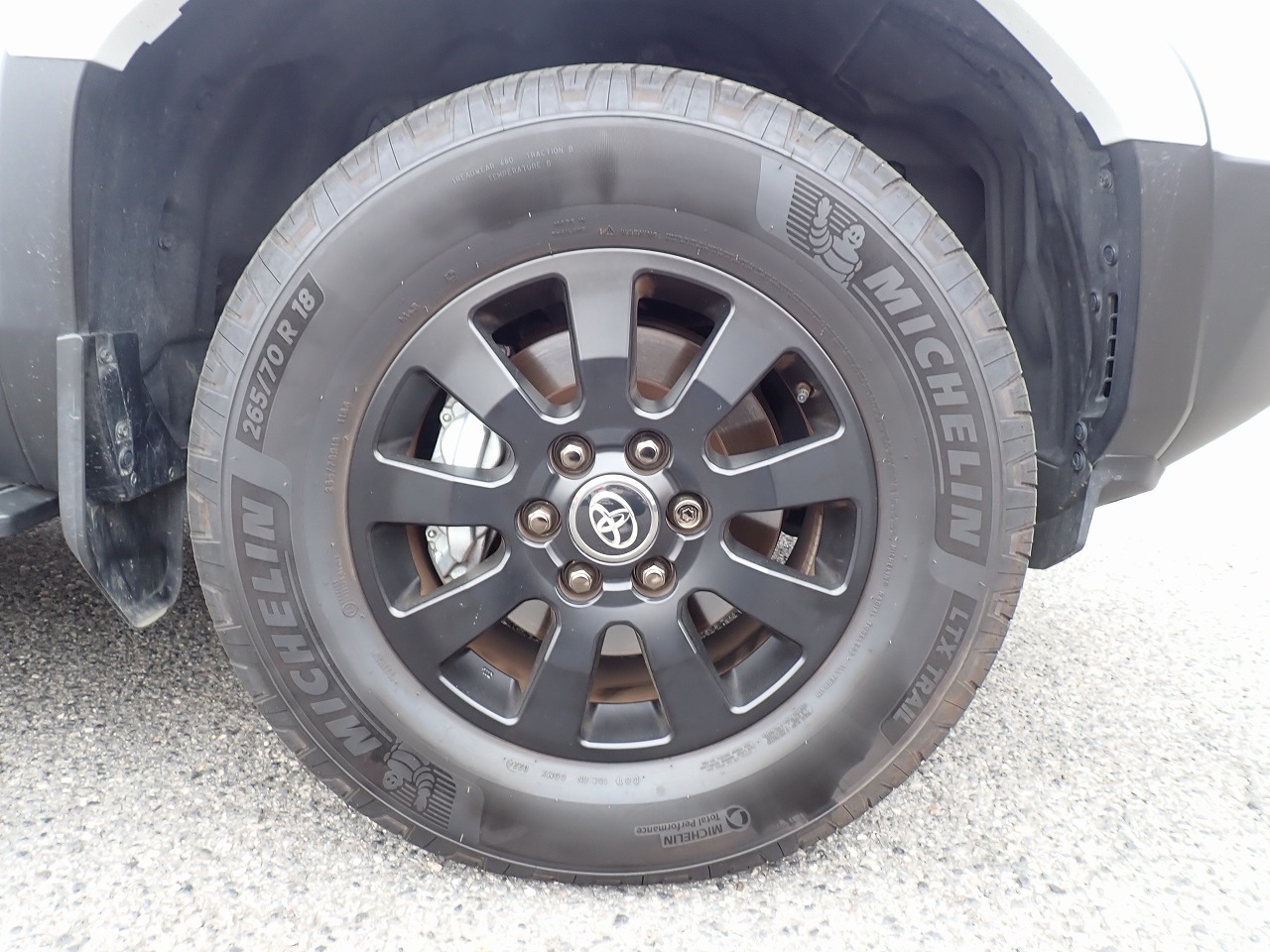 TOYOTA Land Cruiser 250