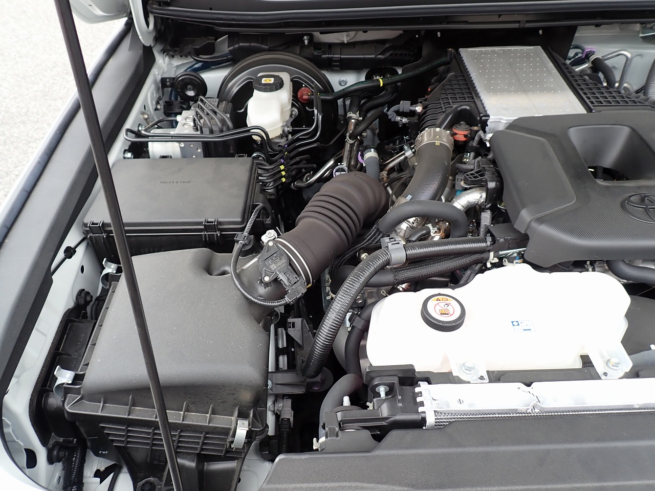 TOYOTA Land Cruiser 250