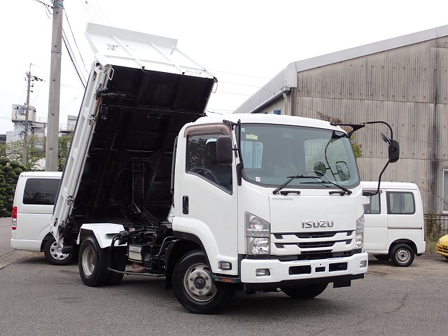 ISUZU Forward