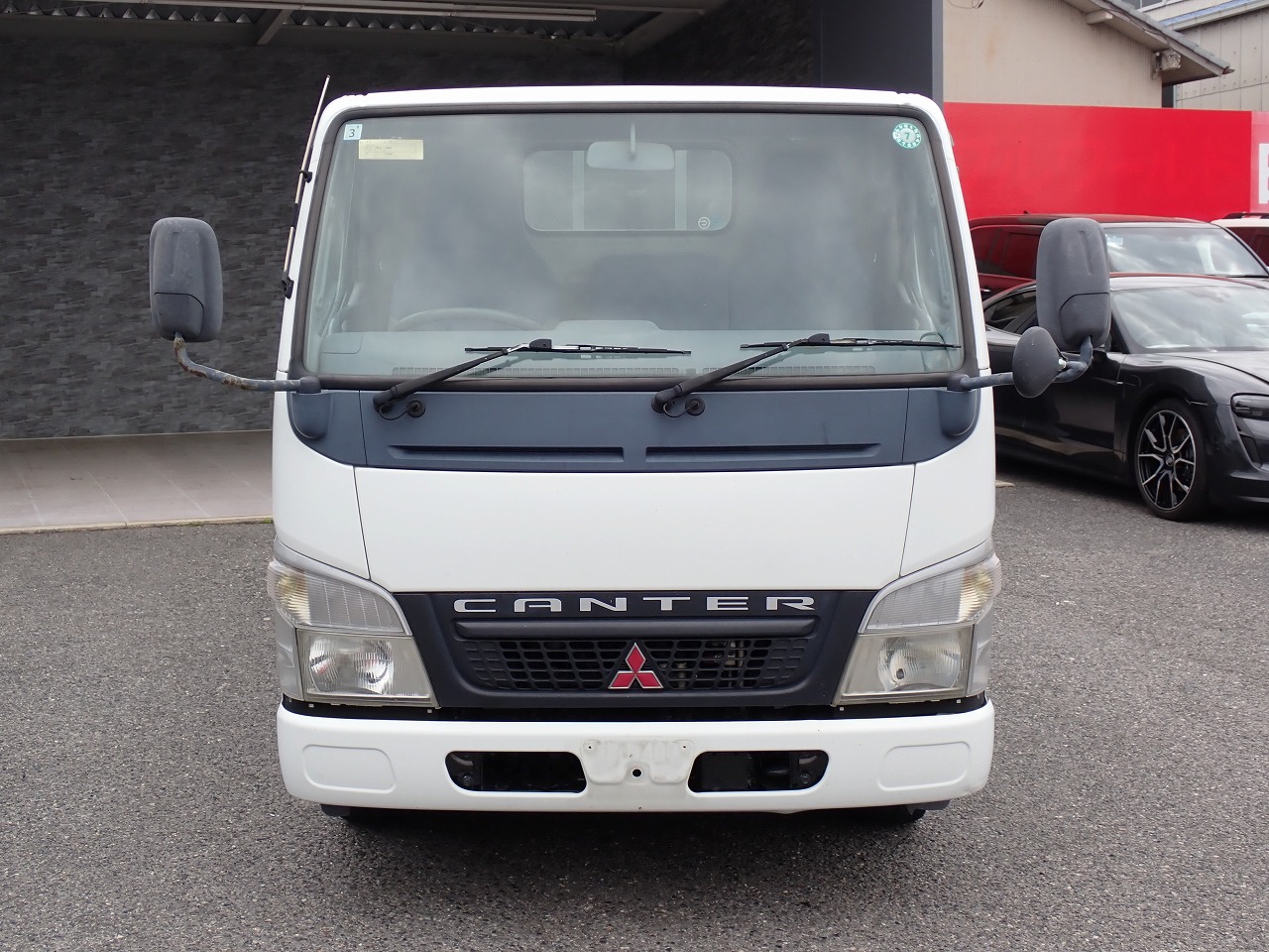 MITSUBISHI Canter