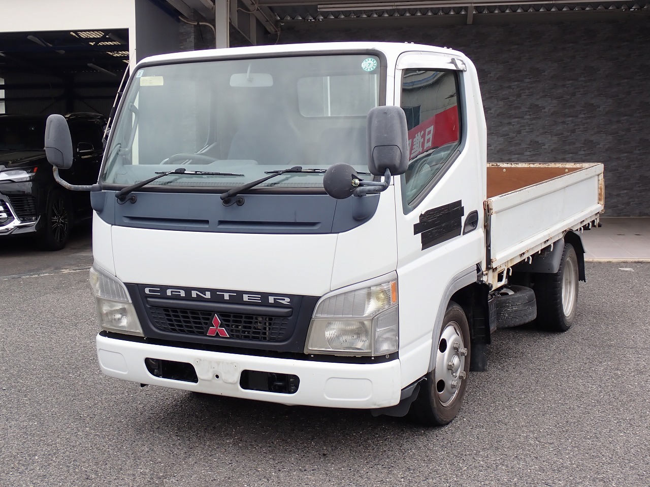 MITSUBISHI Canter