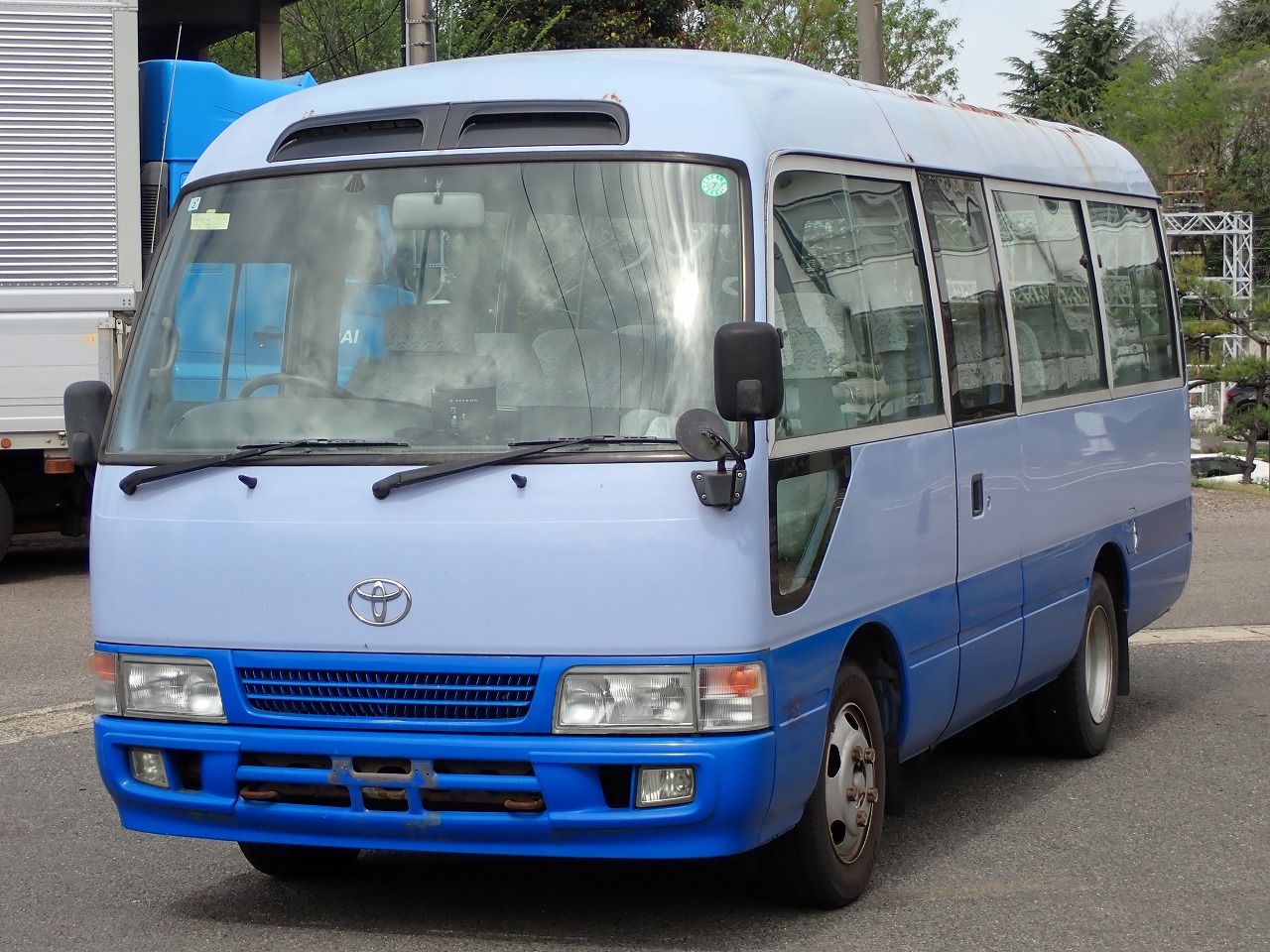 TOYOTA Coaster