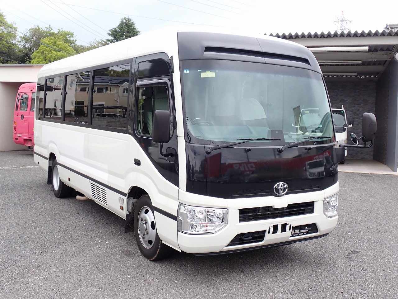 TOYOTA Coaster