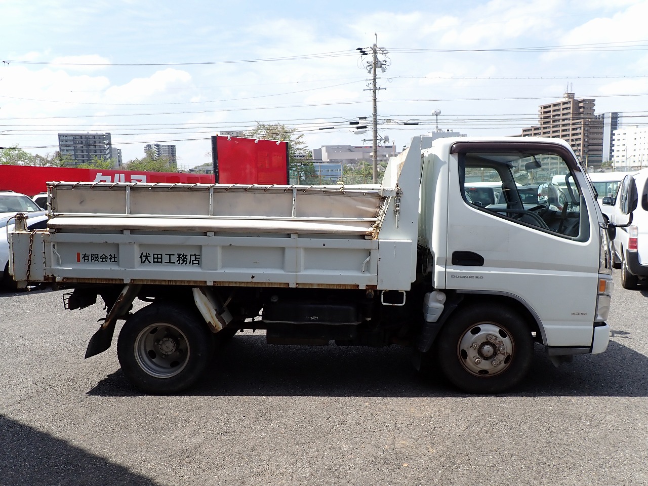MITSUBISHI Canter