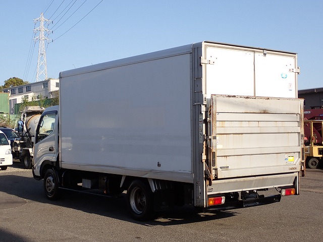 TOYOTA Dyna Truck