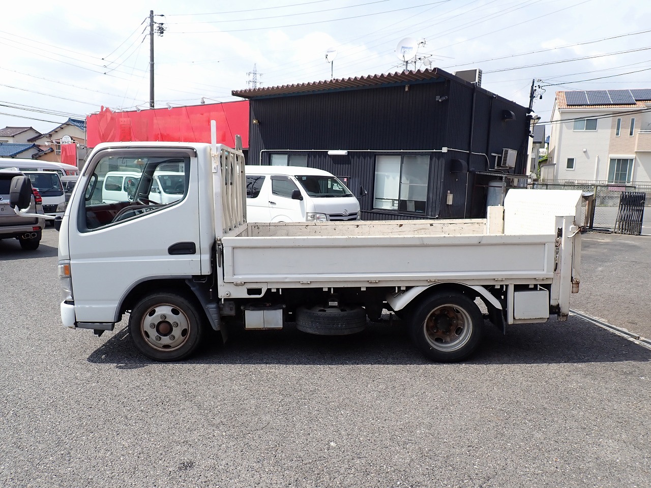 MITSUBISHI Canter
