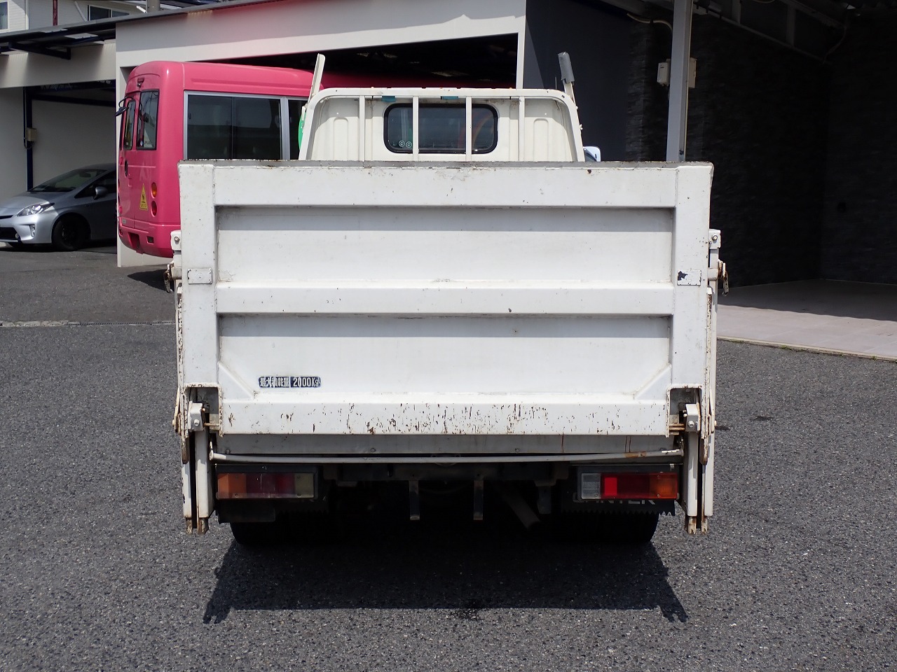 MITSUBISHI Canter