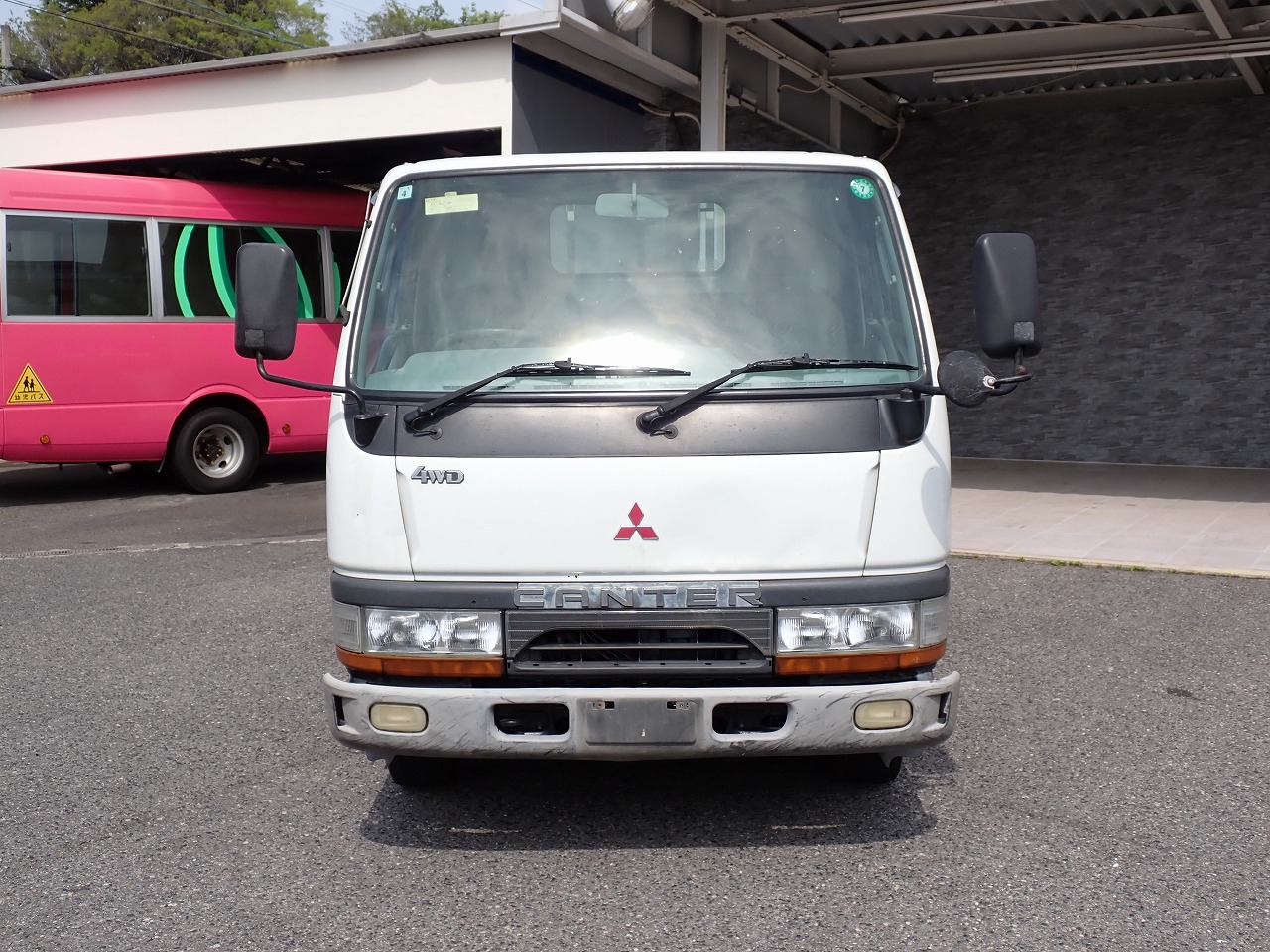 MITSUBISHI Canter