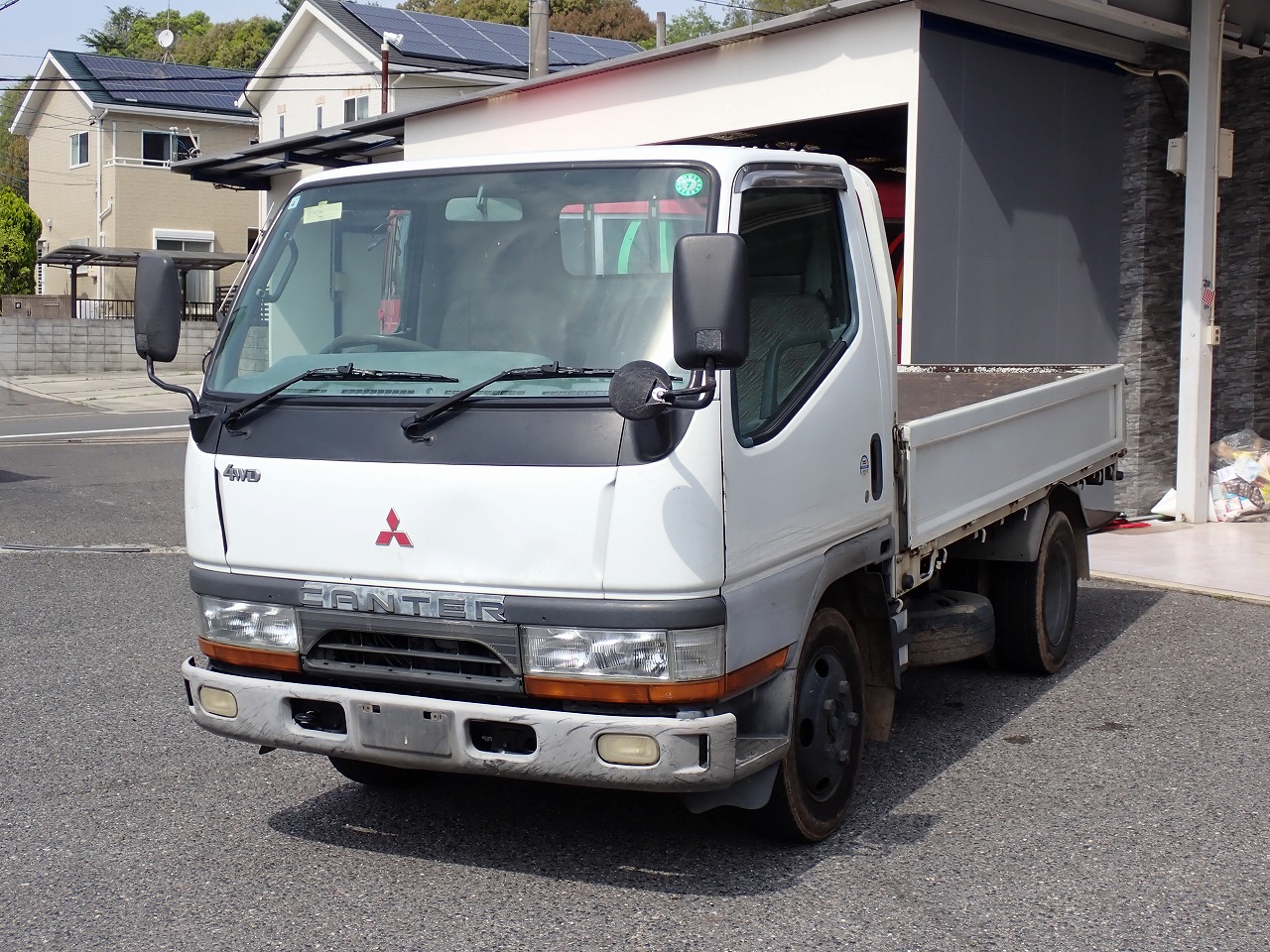 MITSUBISHI Canter