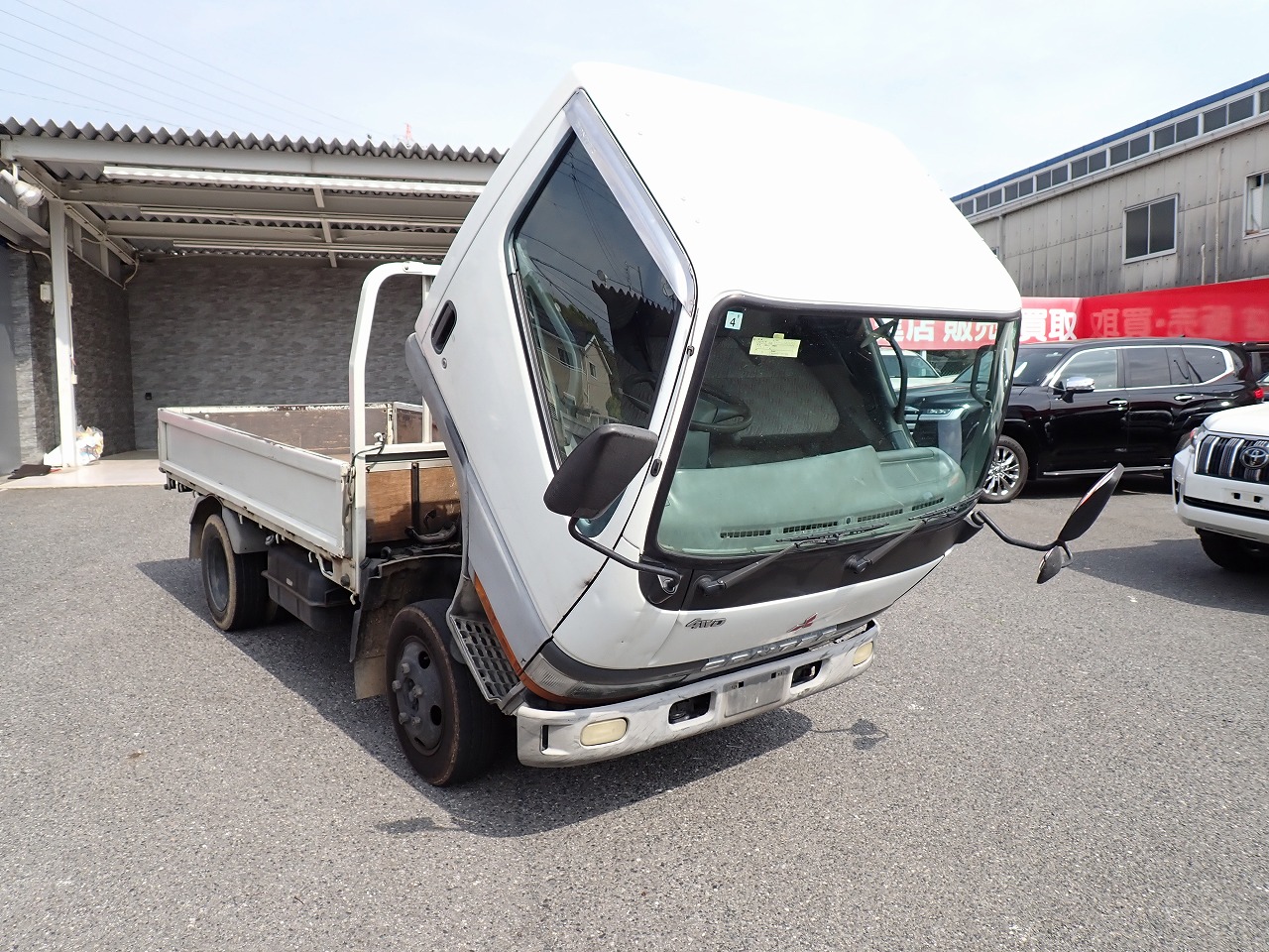 MITSUBISHI Canter