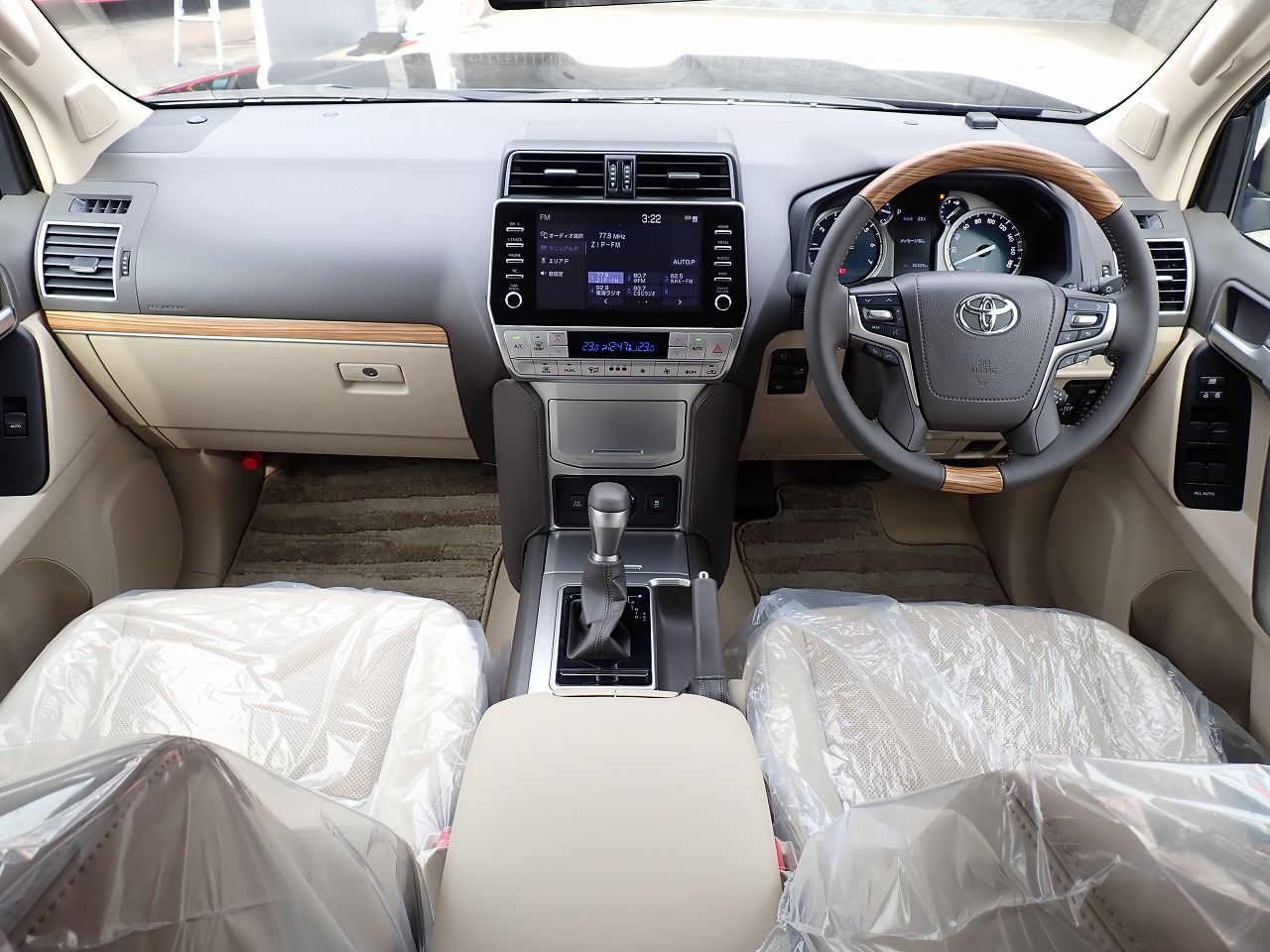 TOYOTA Land Cruiser Prado