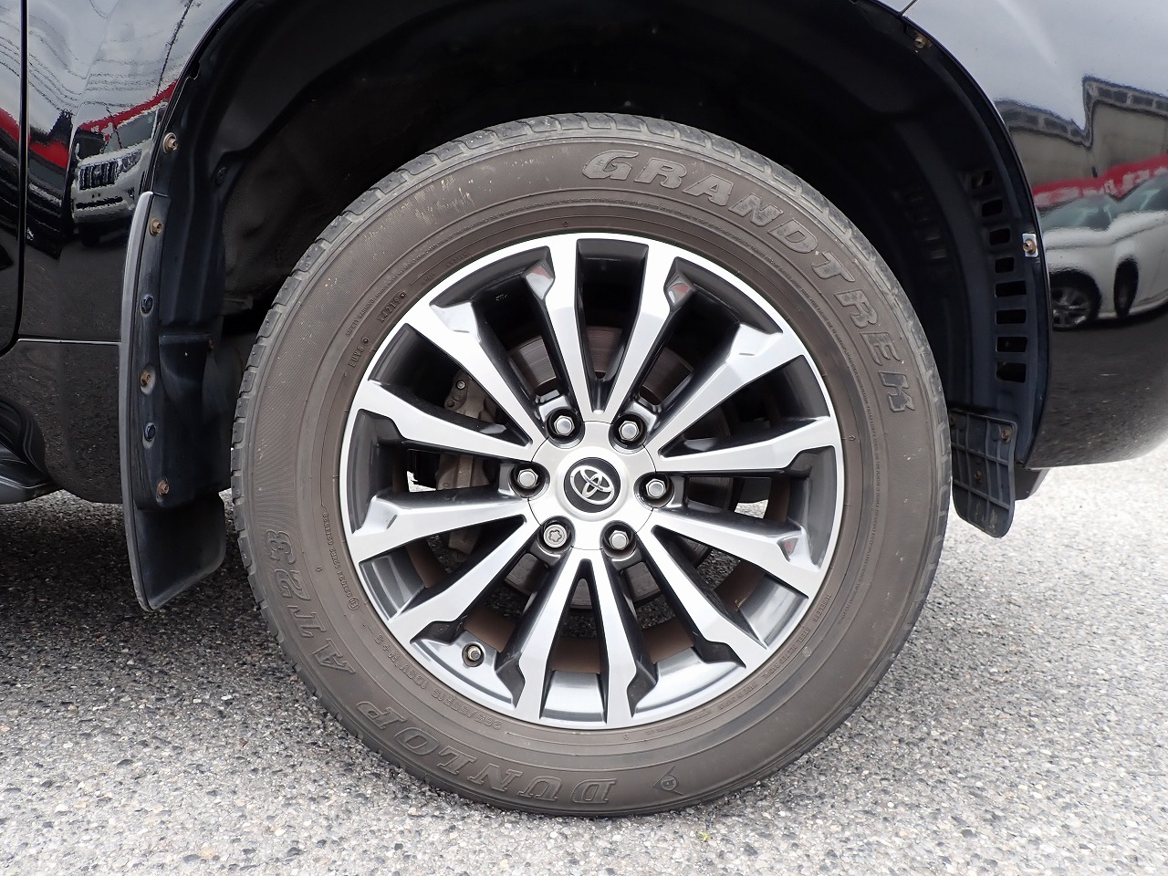 TOYOTA Land Cruiser Prado