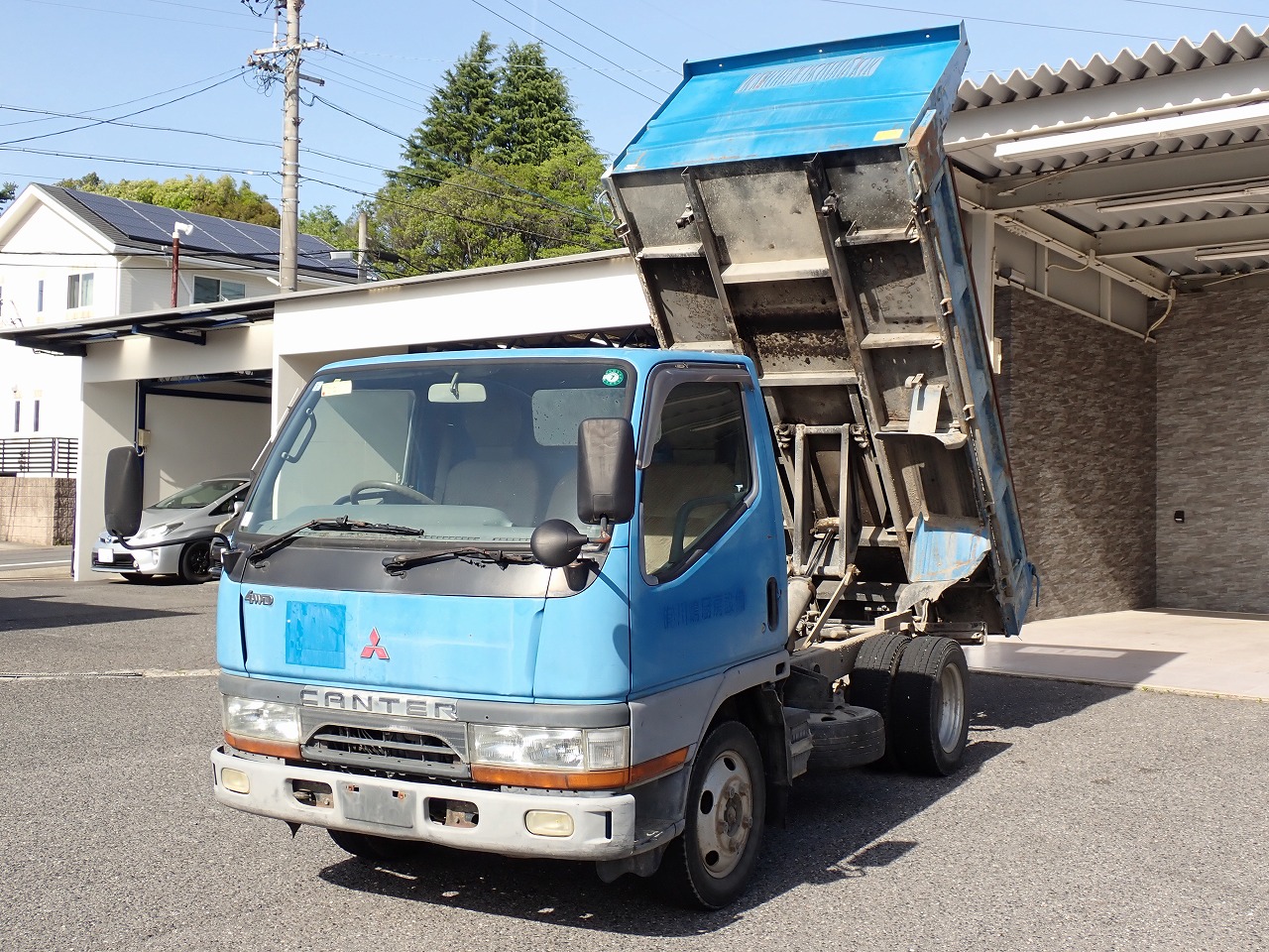 MITSUBISHI Canter