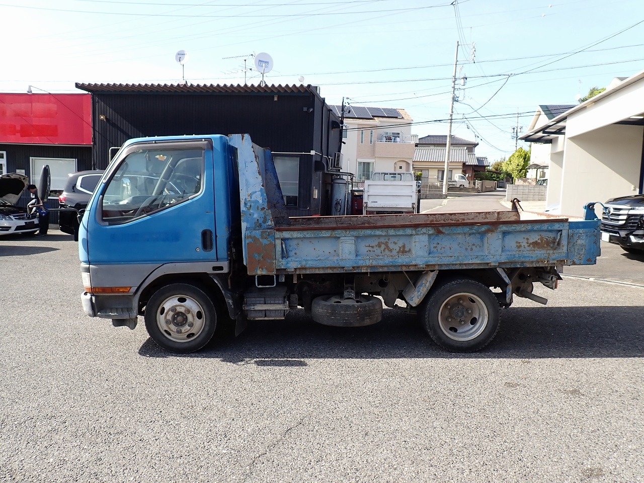 MITSUBISHI Canter