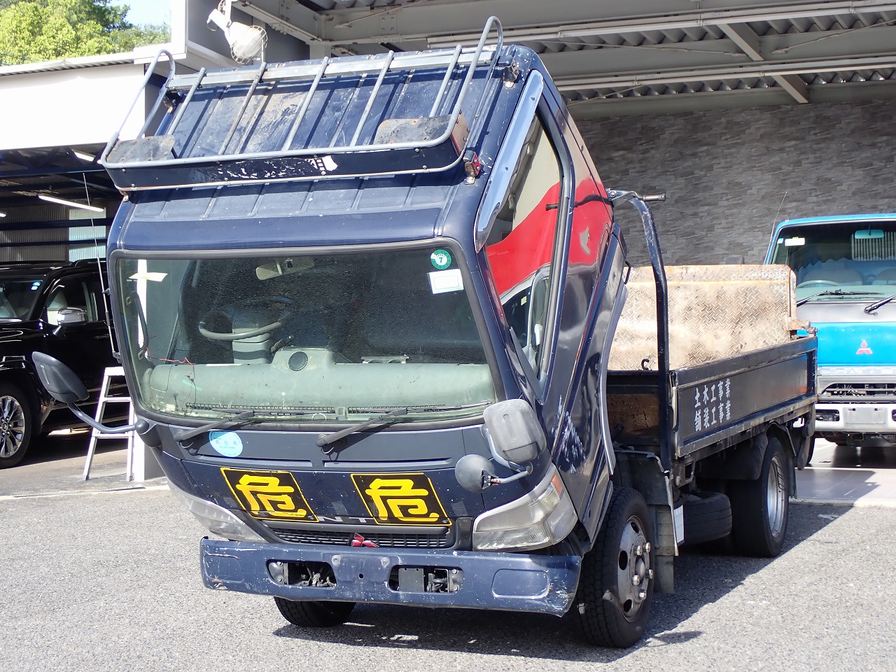 MITSUBISHI Canter