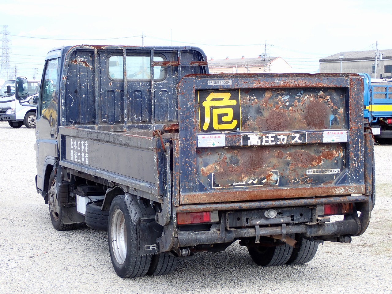 MITSUBISHI Canter