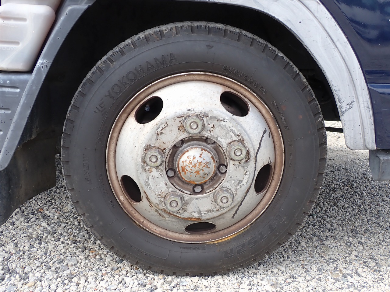MITSUBISHI Canter