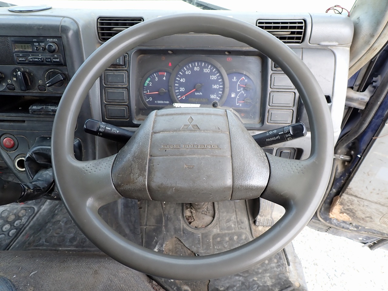 MITSUBISHI Canter