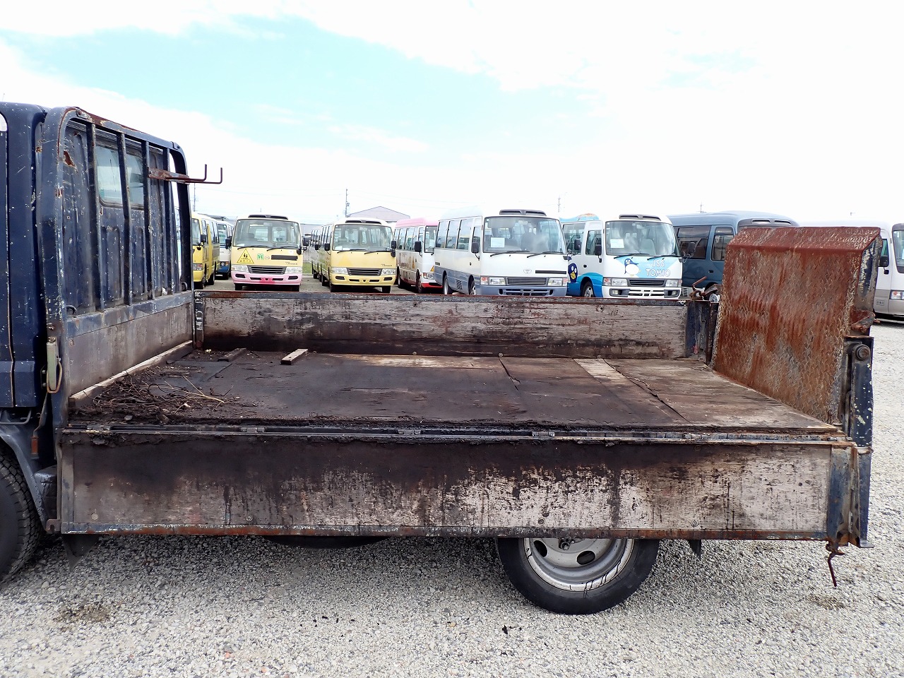 MITSUBISHI Canter