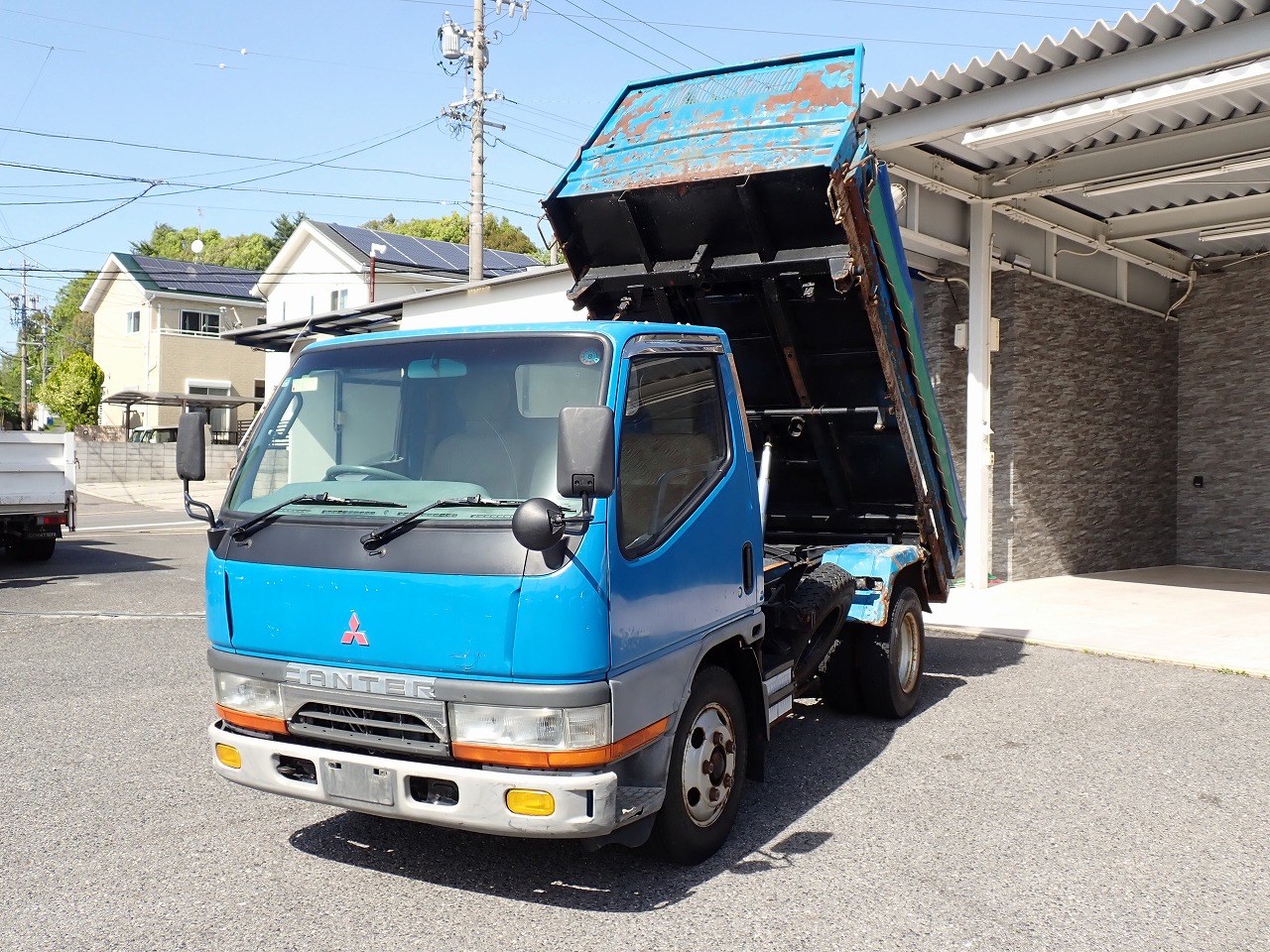 MITSUBISHI Canter
