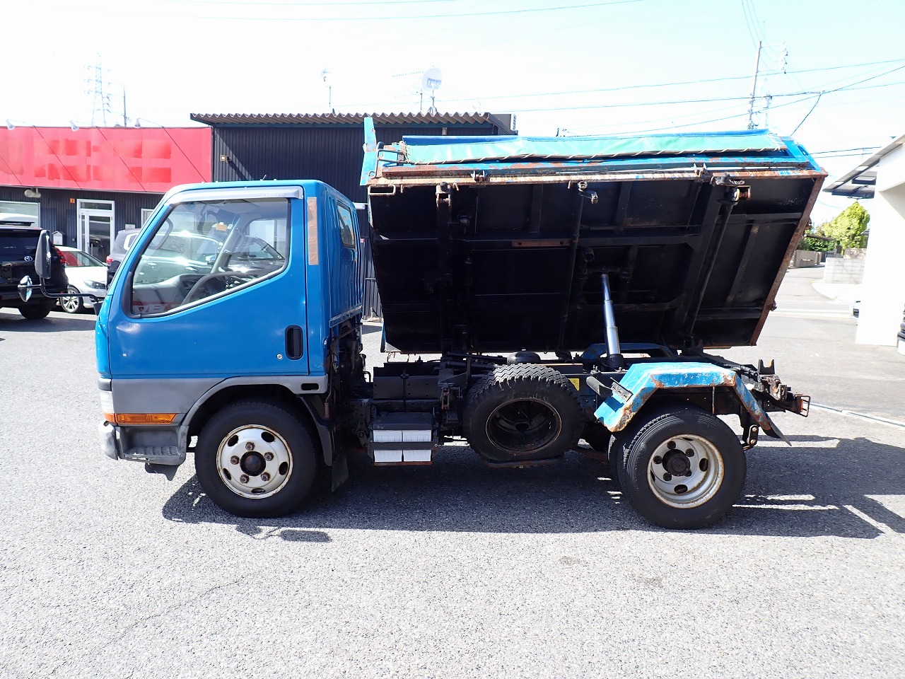 MITSUBISHI Canter