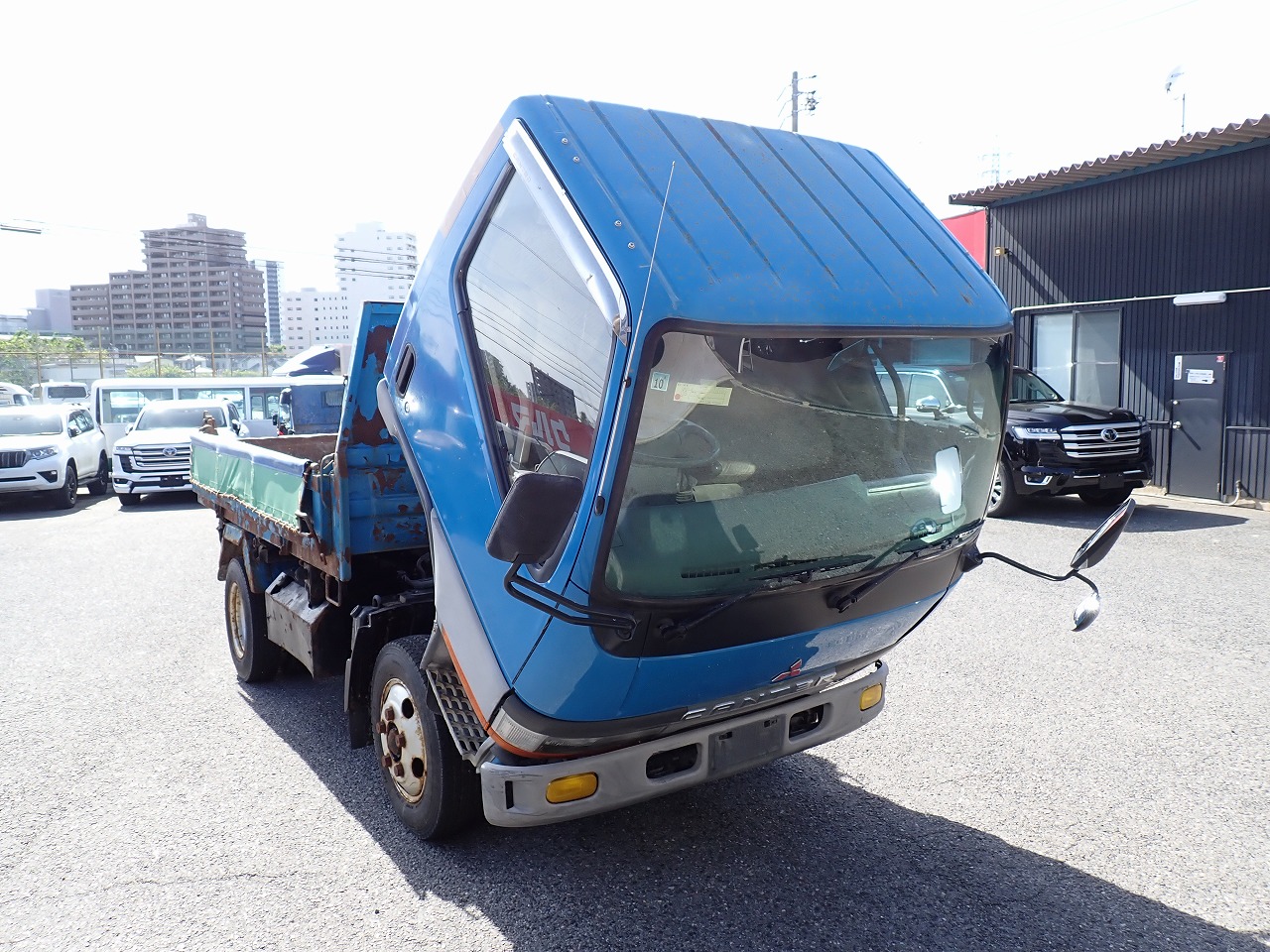 MITSUBISHI Canter