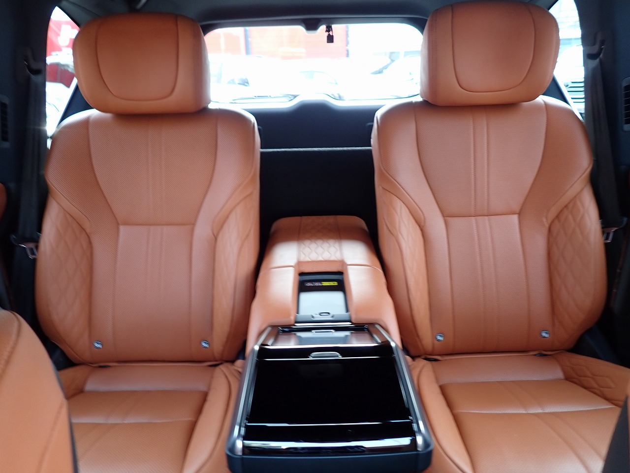 LEXUS LX 600
